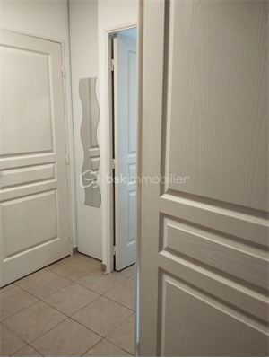 t3 à la vente -   83500  LA SEYNE SUR MER, surface 56 m2 vente t3 - UBI467782739